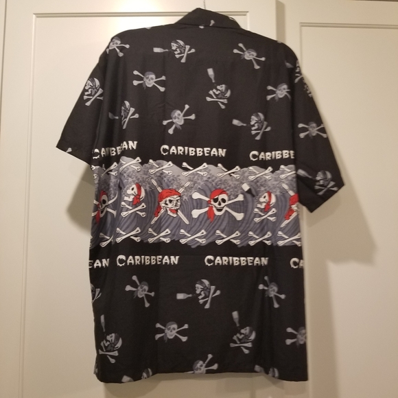 Mens Pirate button-down - Picture 4 of 4